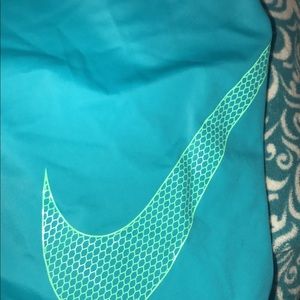 Nike swim top